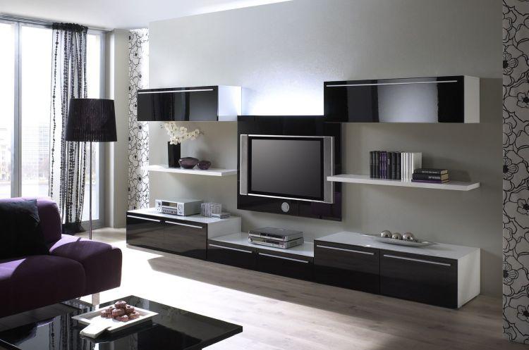 Mobilier sufragerie pe perete întreg cu spații închise